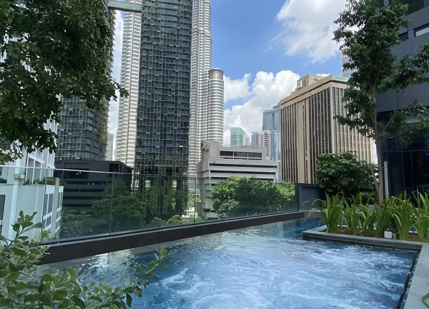 Apartment Kl Point At Star Residences Klcc Kuala Lumpur