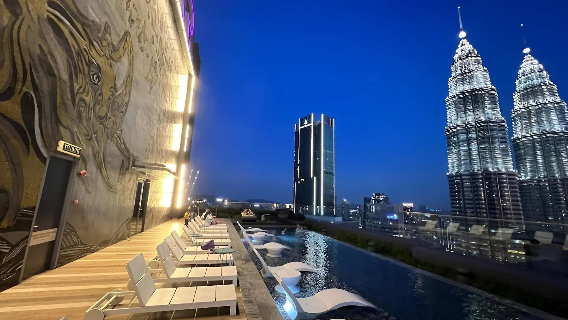 Kl Point At Star Residences Klcc クアラルンプール 0*,  マレーシア